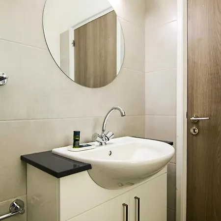 Apartament Phaedrus Living: Seaside Luxury Flat Athina 115