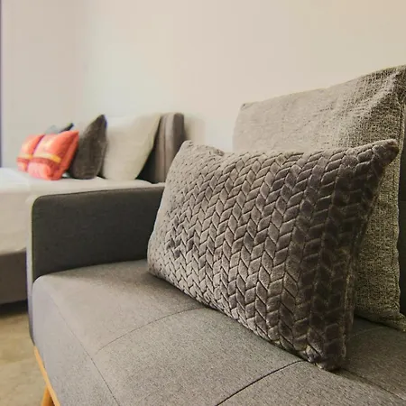 Phaedrus Living: Seaside Luxury Flat Athina 115 * 파포스