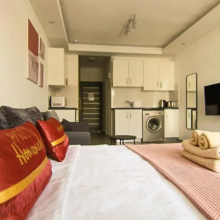 Phaedrus Living: Seaside Luxury Flat Athina 115