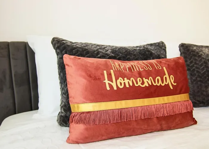 Phaedrus Living: Seaside Luxury Flat Athina 115 アパート *