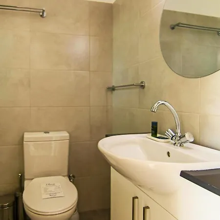 Апартаменты Phaedrus Living: Seaside Luxury Flat Athina 115 Пафос