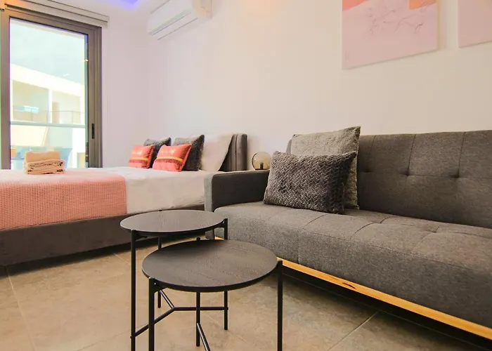 Phaedrus Living: Seaside Luxury Flat Athina 115 Daire Pafos